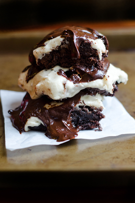 Peppermint Patty Brownies With Dark Chocolate Ganache | Gluten Free | Soletshangout.com