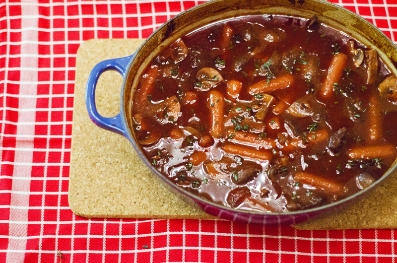 Baked Beef & Red Wine Stew | Soletshangout.com 