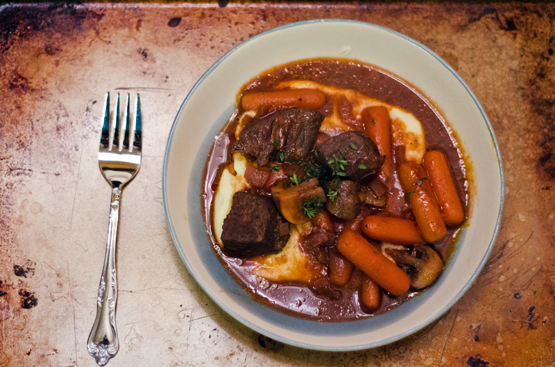 Baked Beef & Red Wine Stew | Soletshangout.com 