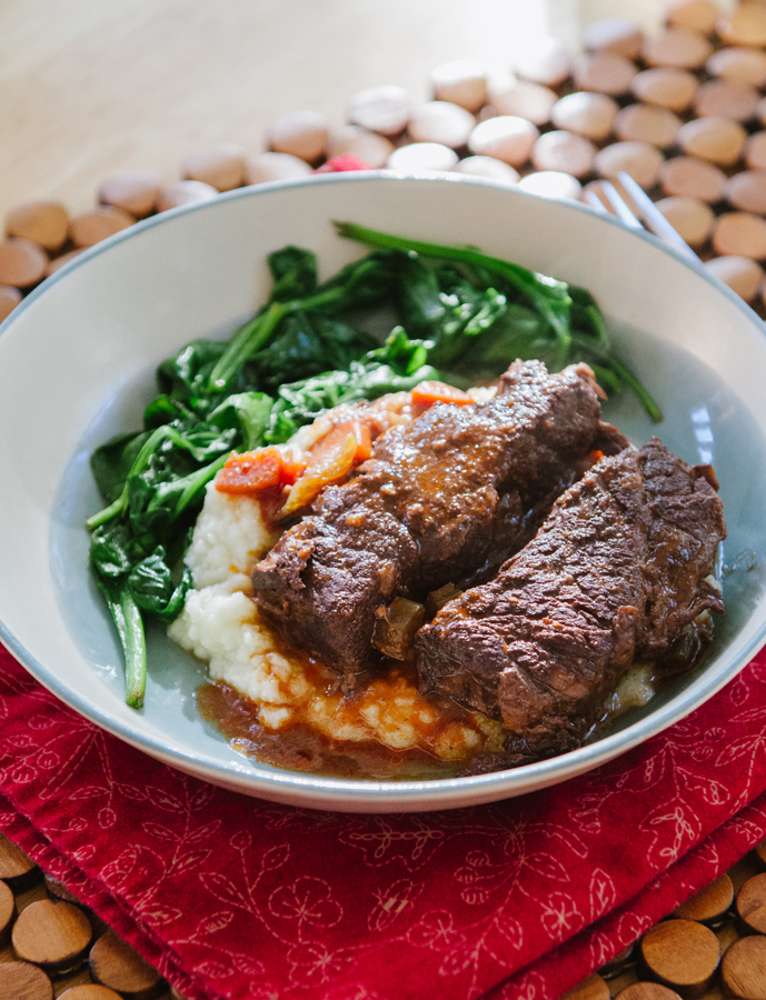 Red Wine Braised Short Ribs // soletshangout.com 