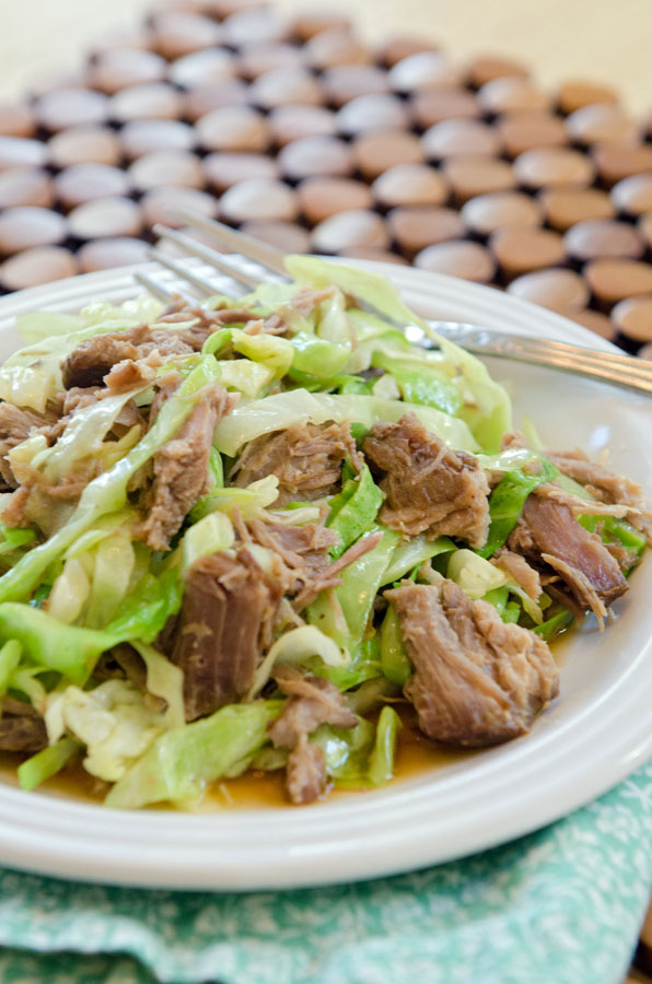 Totally Easy Slow-Cooker Kalua Pork // soletshangout.com 