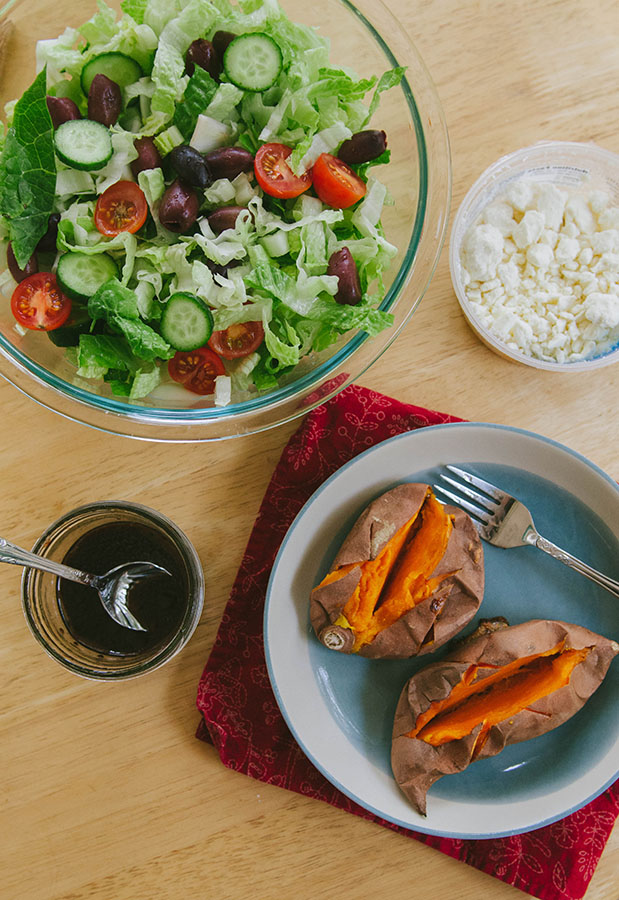 Greek Salad-Stuffed Sweet Potatoes| soletshangout.com