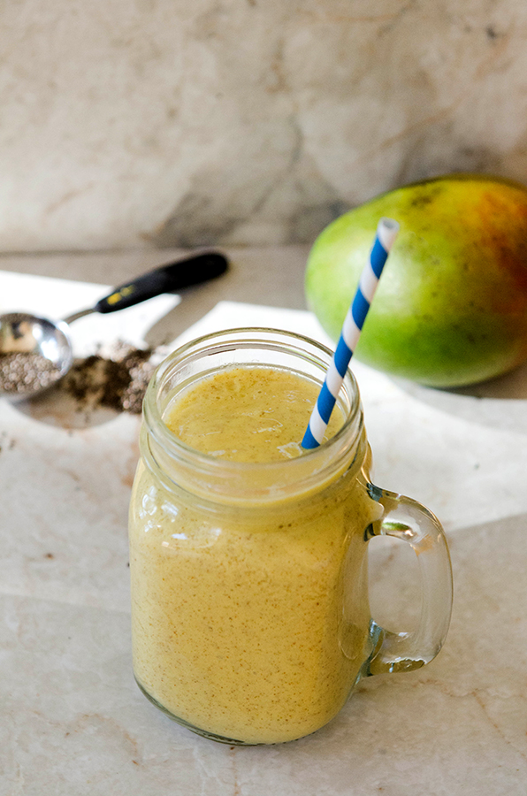 Probiotic Mango Lassi Smoothie| soletshangout.com