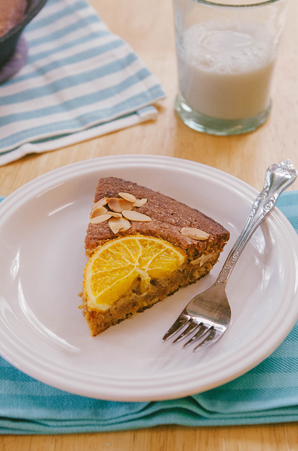 Gluten-Free Orange Almond Skillet Cake | soletshangout.com