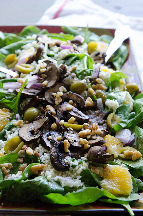 Roasted Mushroom & Cauliflower Rice Salad With Spinach, Oranges & Olives | soletshangout.com #glutenfree #vegan #paleo #salad 