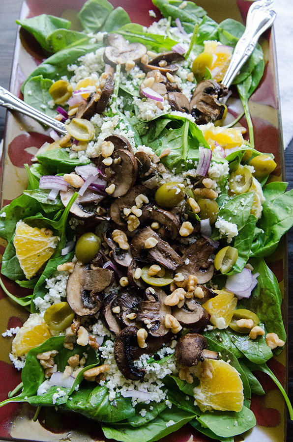 Roasted Mushroom & Cauliflower Rice Salad With Spinach, Oranges & Olives | soletshangout.com #glutenfree #vegan #paleo #salad 