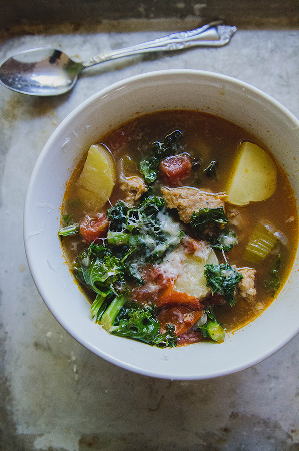 Dad's Favorite Spicy Sausage Soup with Kale by @SoLetsHangOut // www.soletshangout.com #glutenfree #soup #sausage #kale #spicy #paleo #whole30 #soup #stew 