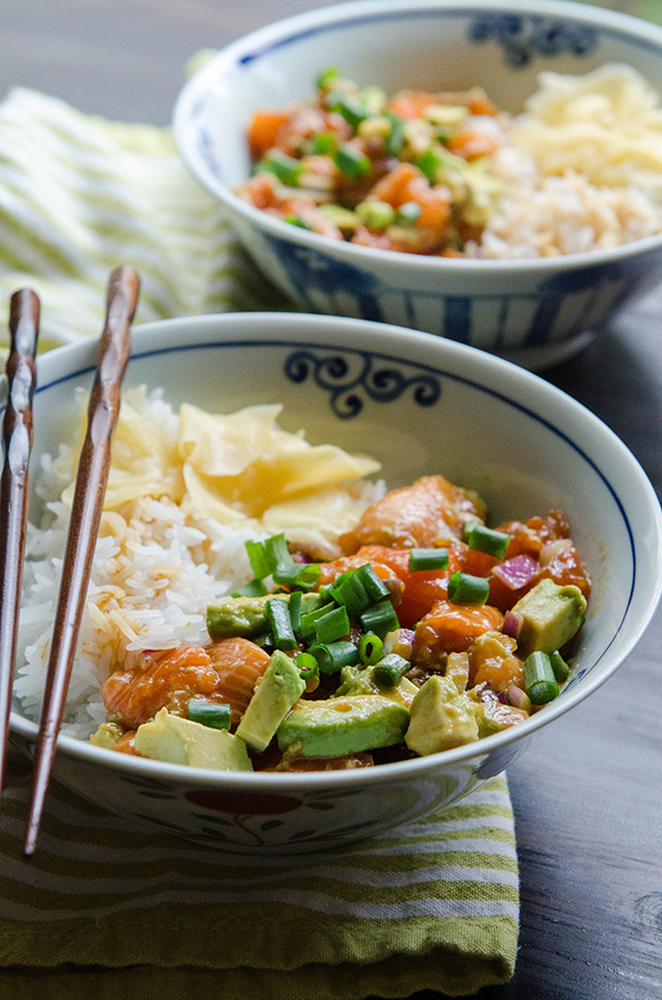 Salmon & Avocado Poke by @SoLetsHangOut // #glutenfree #paleo #poke #salmon #avocado #healthyfats #omega3s #hawaiian