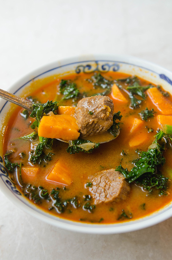 Red Curry Beef Stew with Sweet Potato & Kale by @SoLetsHangOut // #glutenfree #paleo #grainfree #stew #primal #redcurry #kale #beef #comfortfood