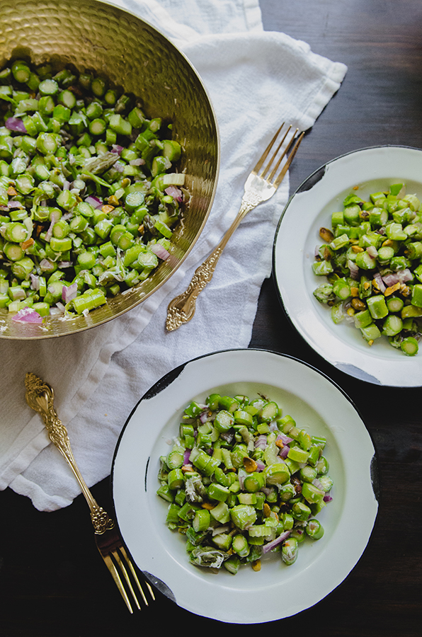 Spring Asparagus Salad with Pecorino + Pistachios by @SoLetsHangOut // #glutenfree #spring #asparagus #salad #primal #keto #healthy #vegetables #sides 